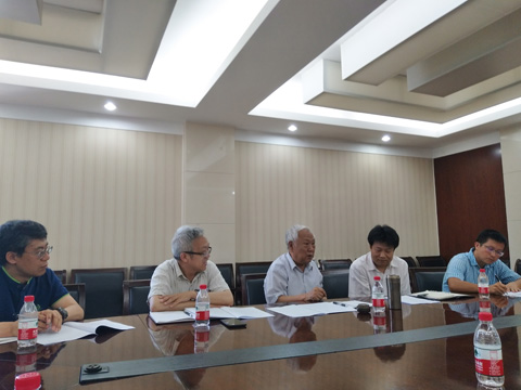 唐守正院士作工作指導(dǎo)(壓縮).jpg